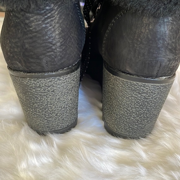 J. Crew Nordic Hiker Winter Snow Boot.  Black. SZ:8 - Picture 4 of 7